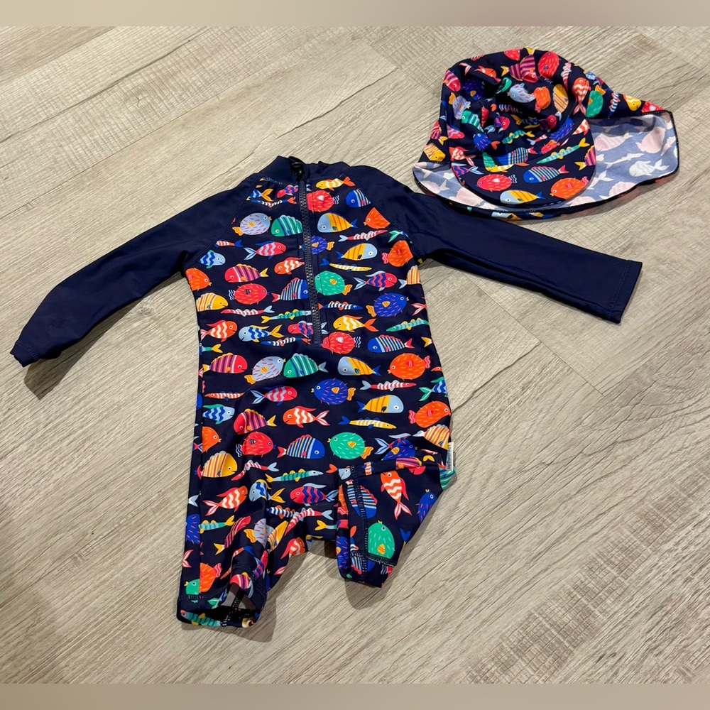 Kids Navy Fish-Print Long Sleeve Rashguard Swimsuit with Hat
